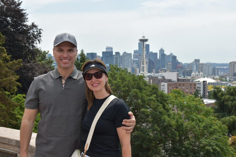 Seattle: City Highlights Guided Tour with Hotel Pickup
