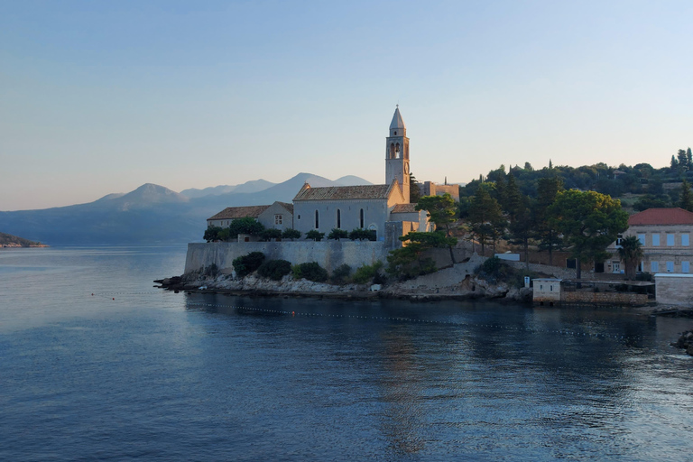 Dubrovnik: Elaphiti Islands Private Speedboat Tour 8 Hours Private Boat Tour - Karnic SL741