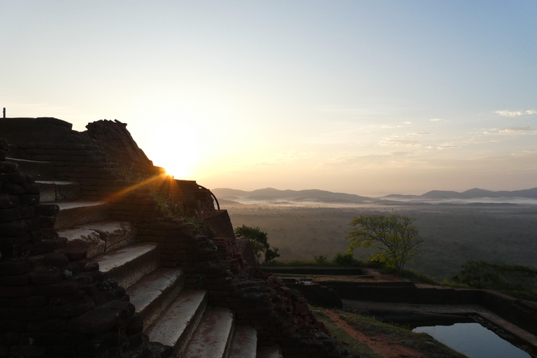 Patrimonio cultural y maravillas naturales de Sri Lanka, 6 díasGrupo pequeño