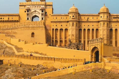 From Delhi: Golden Triangle Tour w/ Spiritual Varanasi 6D/5N Tour with Private Car, Driver, Train Ticket and Expert Guide
