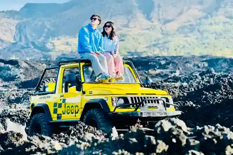 Bali : Mont Batur : lever de soleil en jeep et lave noire avec petit-déjeuner
