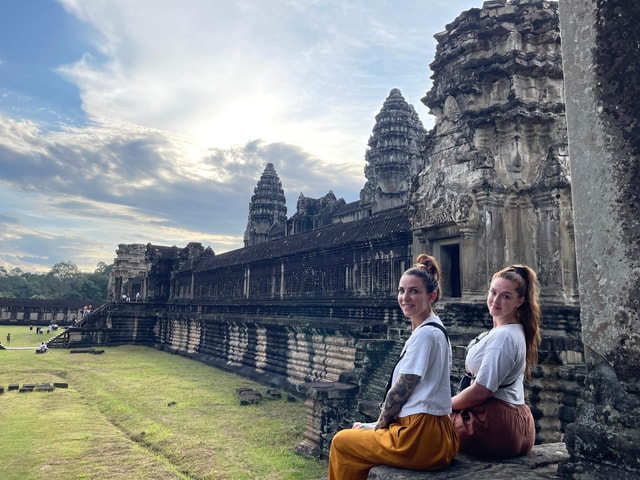 Sunrise in Angkor and Banteay Srei Private Tour