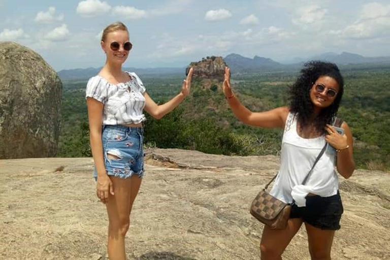 Sigiriya: Kruidentuin, Sigiriya Rots en Dambulla Tour