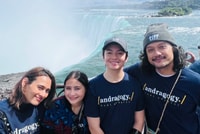 Toronto, Guided Niagara Falls Day Trip with Optional Cruise - Hizvo