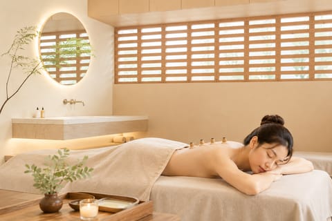 Shanghai: Traditional Chinese Moxibustion Experience