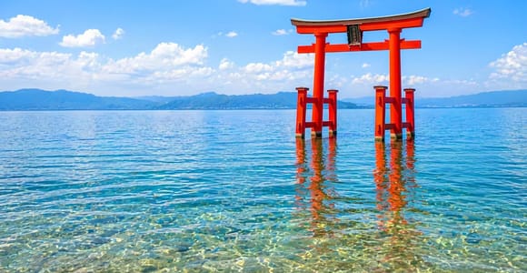 Lake Biwa Scenic Tour & Omihachiman Old Town Walk