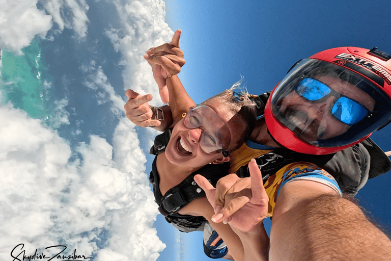 Skydive Zanzibar - Skok w tandemieSkydive Zanzibar