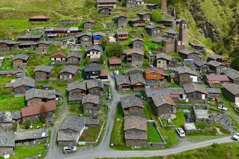 3-Day Tusheti Jeep Adventure:Explore the Tusheti with Locals