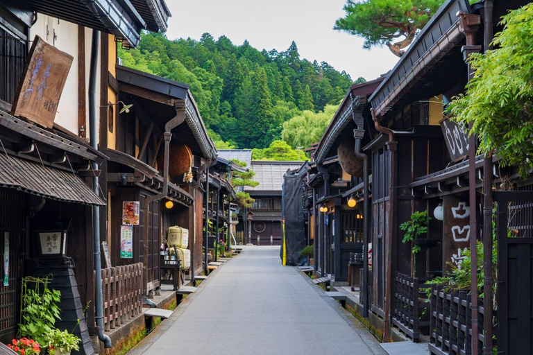 Ginzan Onsen &Zao Snow Monsters Winter 2-Day Tour From Tokyo Tokyo Station