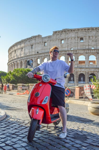 Rome : visite en scooter Vespa « When in Rome »