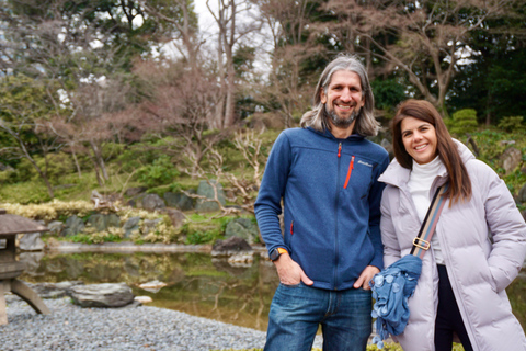 Tokyo: Imperial Palace History Walking Tour