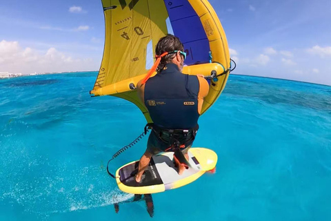 Cancún: Kitesurfing or Wingfoiling | Lessons Cancún: Wingfoil Lesson 2 Hrs