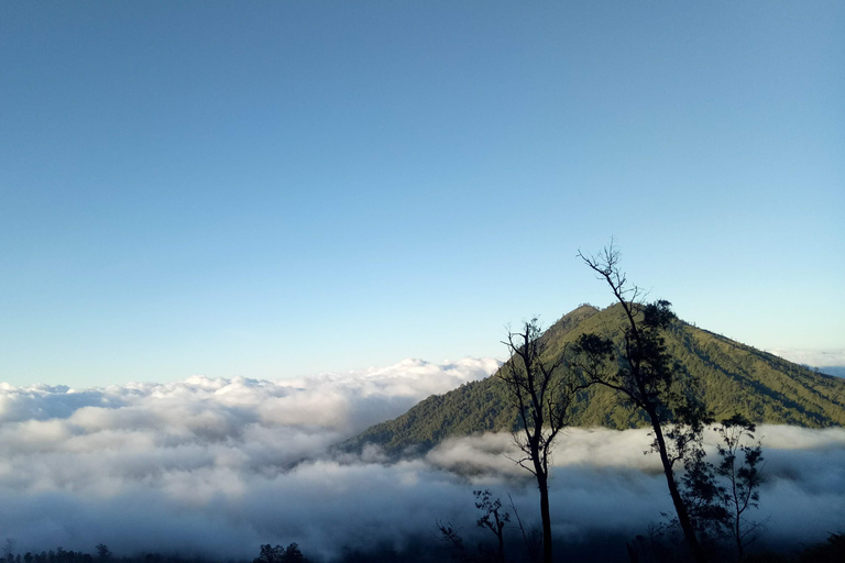 Von Bali aus: Das majestätische Mount Ijen Sunrise Trekking