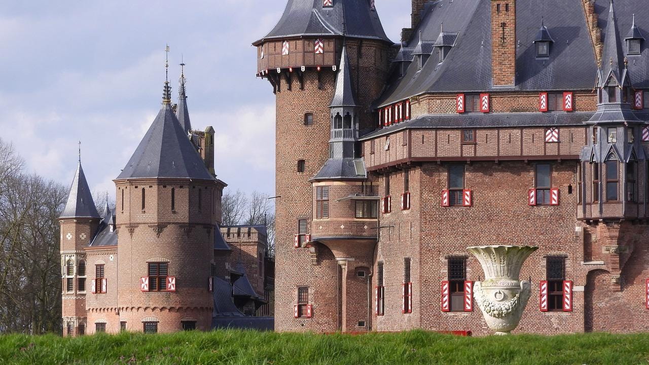 Tour nach Utrecht, Schloss Haar und Breukelen + Guide und privates Auto
