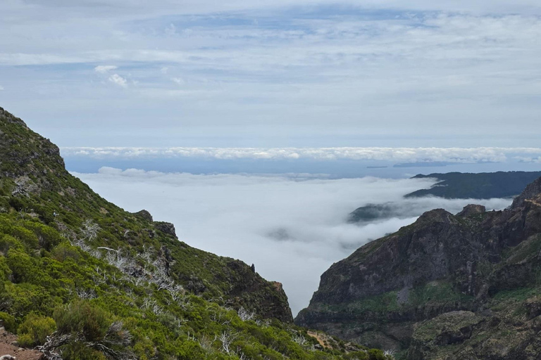 PR1 Guided Hike from Pico do Arieiro to Pico Ruivo