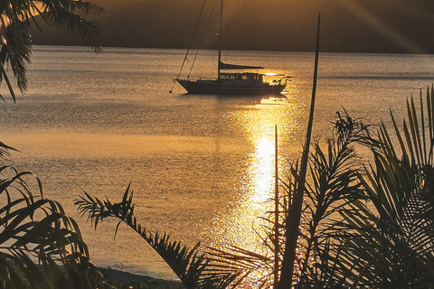 Havannah Harbour Sunset Cruise +Dinner (No Transfer/Own Way)