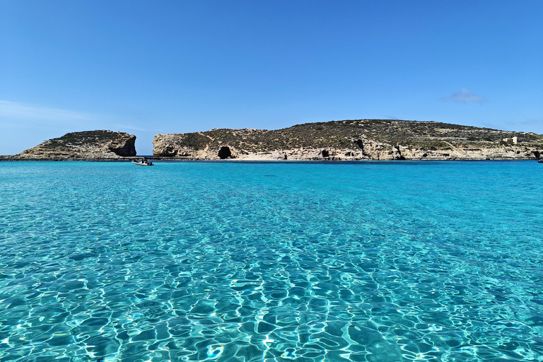 Private Comino Sunset Cruise with Food & Wine Options