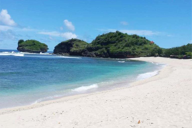 From Yogyakarta: Pacitan Beaches & River Tour with Transfer