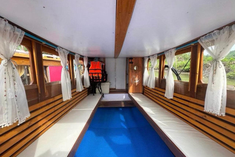 Khao Lak: Private Phang Nga Bay by Luxury Longtail Tour James Bond with Canoe