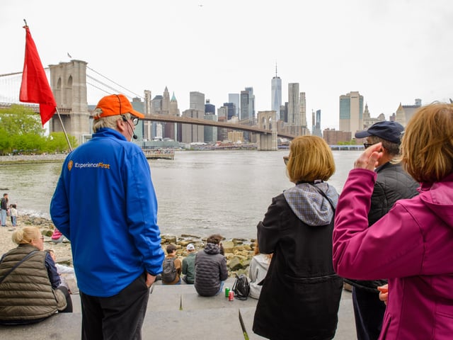 NYC: Brooklyn, Bronx, Queens Sightseeing Bus Tour