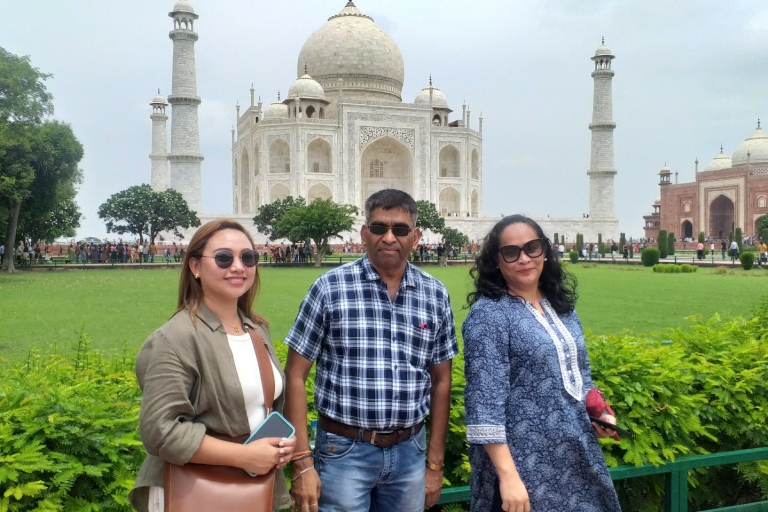 Bengaluru Agra - Excursion de la même journée en vol aller-retour avec déjeunerVoiture+guide uniquement
