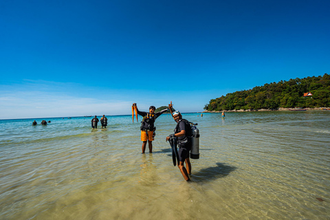 Phuket: Scuba Diving for Beginner (Shore dive in Kata beach) Phuket: Discovery Scuba Diving Experience Shore dive in Kata