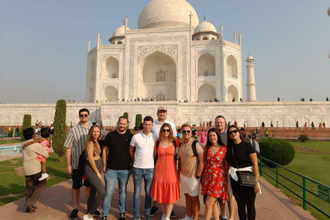 Delhi : excursion privée d'une journée au Taj Mahal et à AgraExcursion avec voiture climatisée, chauffeur et guide