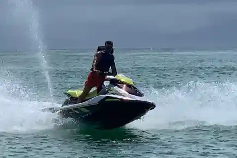 Destin: Waverunner Rental with Crab Island Access