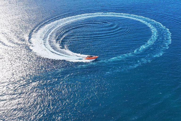 Lanzarote High-Performance Boat: Excursion to Isla de Lobos and Papagayo