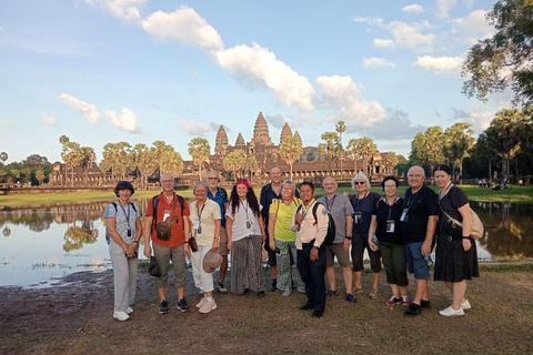 Siem Reap: Angkor Wat, Ta Prohm & Bayon Temple Full-Day Tour in German Angkor Wat, Ta Prohm & Bayon Temple Full-Day Tour in German by Car