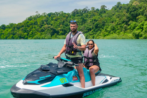 Langkawi: Jet Ski Tour Eilandhoppen Dayang BuntingLangkawi: Jetskitocht Dayang Bunting