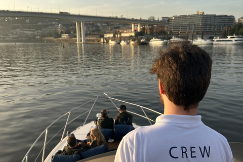 Porto: Premium jacht bij zonsondergang of overdag op de rivier de Douro