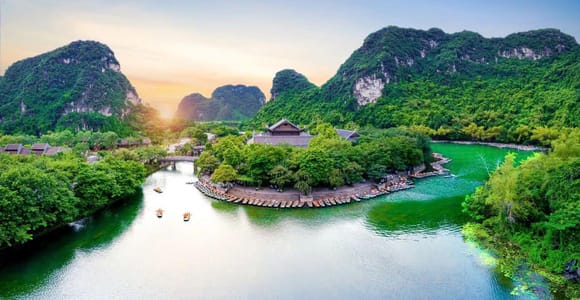 Hanoi: Trang An Boat & Mua Cave & Hoa Lu Or Lac Khoai Pagoda