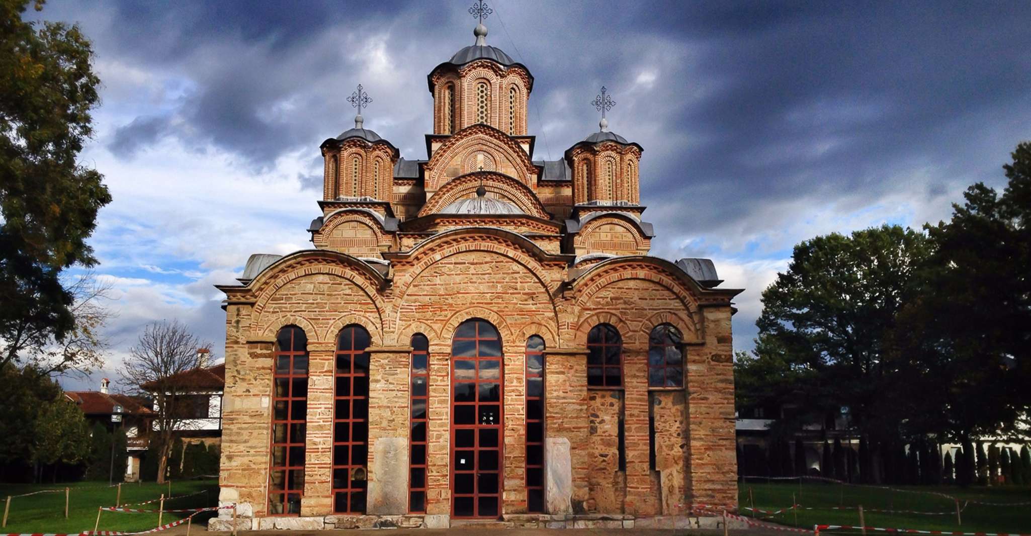 De Skopje, visite d'une journée au Kosovo à Pristina et Prizren - Hizvo
