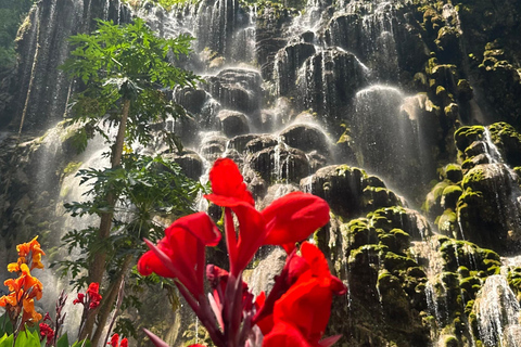 From CDMX: Early Tolantongo Hotsprings Tour with Cave Visit