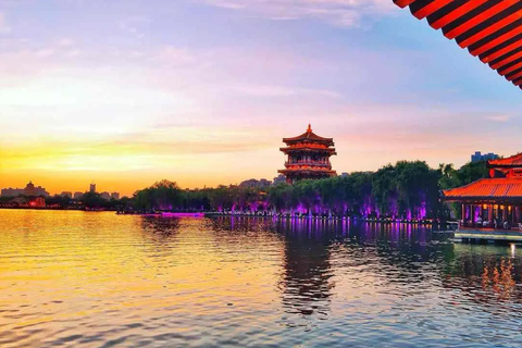 Xi'an: "Poet Immortal" NPC Guided Tour at Tang Paradise