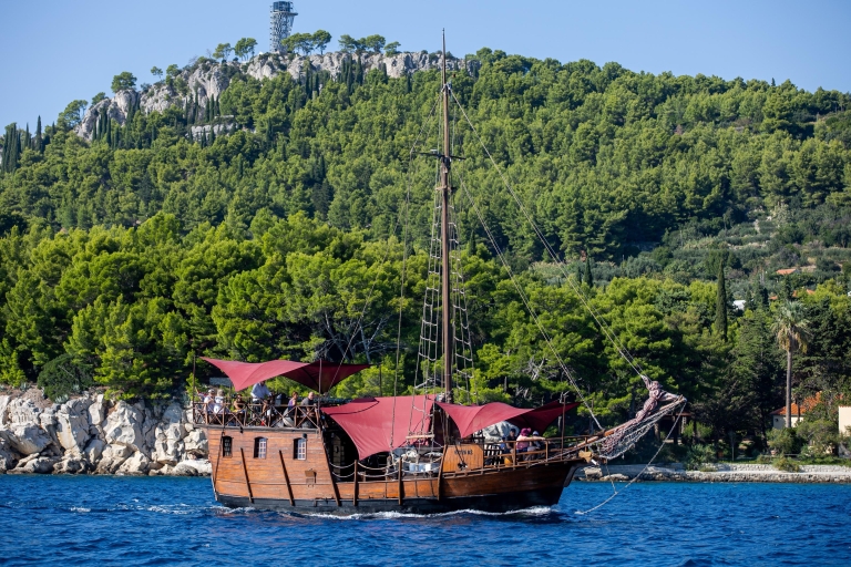 Statek piracki Columbo „Santa Maria” - Split Panoramic Tour