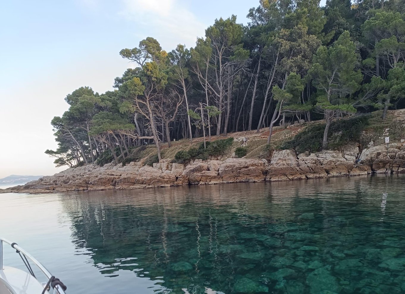 Solnedgangstur i glasbåd rundt i den gamle by og til grotter i Dubrovnik