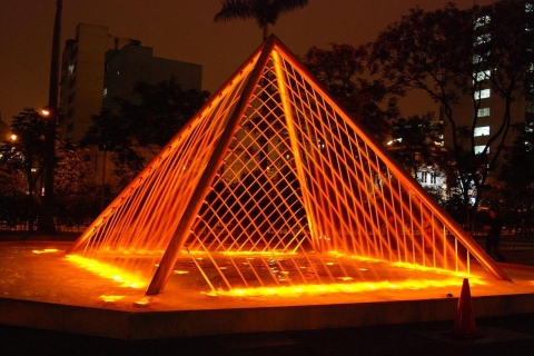 Lima : Circuit de l'eau magique et visite de Chabuca Granda Alameda