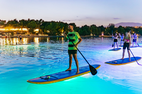 Delad: Stand Up Paddleboard kvällstur med glödSplit: Paddeltur på SUP-bräda i månskenet