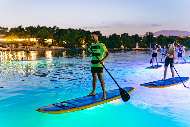 Delad: Stand Up Paddleboard kvällstur med glödSplit: Paddeltur på SUP-bräda i månskenet