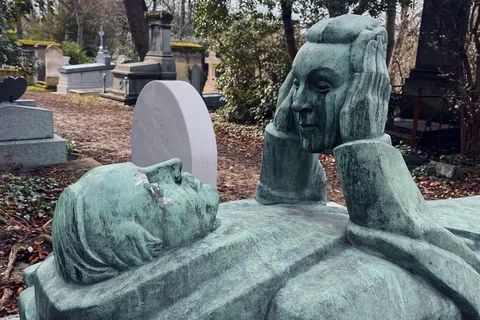 Qui a tué Victor ? Escape Game au cimetière du Père Lachaise