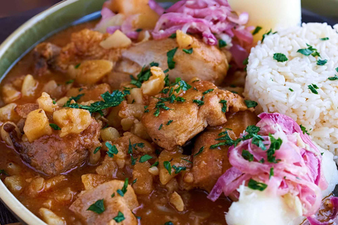 Arequipa: Food and City Tour with a Local Guide