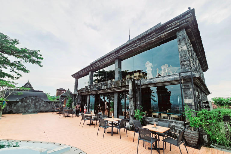 Templi e sapori: tour di Prambanan con fotografo e pranzoTempli e gusto: tour di Prambanan con fotografo e pranzo