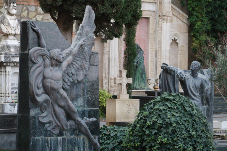 تبليسي: جولة في أساطير وخرافات ماتسمينداتجربة سفر خاصة