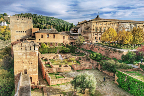 Granada: Alhambra Gardens, Generalife & Alcazaba Small Group