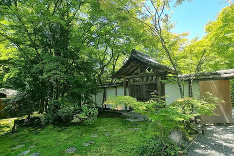 Kyoto: Guided Tour of Great Festivals and Cultural Events 8-Hour Romantic Couple’s Tour in Kyoto