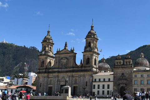 波哥大：坎德拉里亚区、黄金博物馆与铁镖球私人导览波哥大：坎德拉里亚区、黄金博物馆与台球私人导览