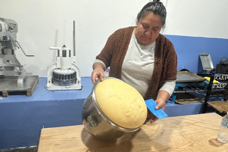 Miasto Meksyk: Mistrzowskie zajęcia z chleba meksykańskiegoMistrzowskie zajęcia z chleba meksykańskiego