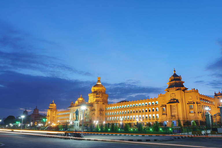 Explora Bangalore à noite: passeio guiado a péExplora Bangalore à noite: visita guiada a pé